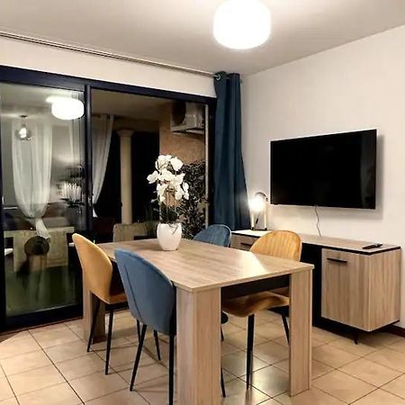 Chez Gerard Apartment Saint Pierre Ngoại thất bức ảnh